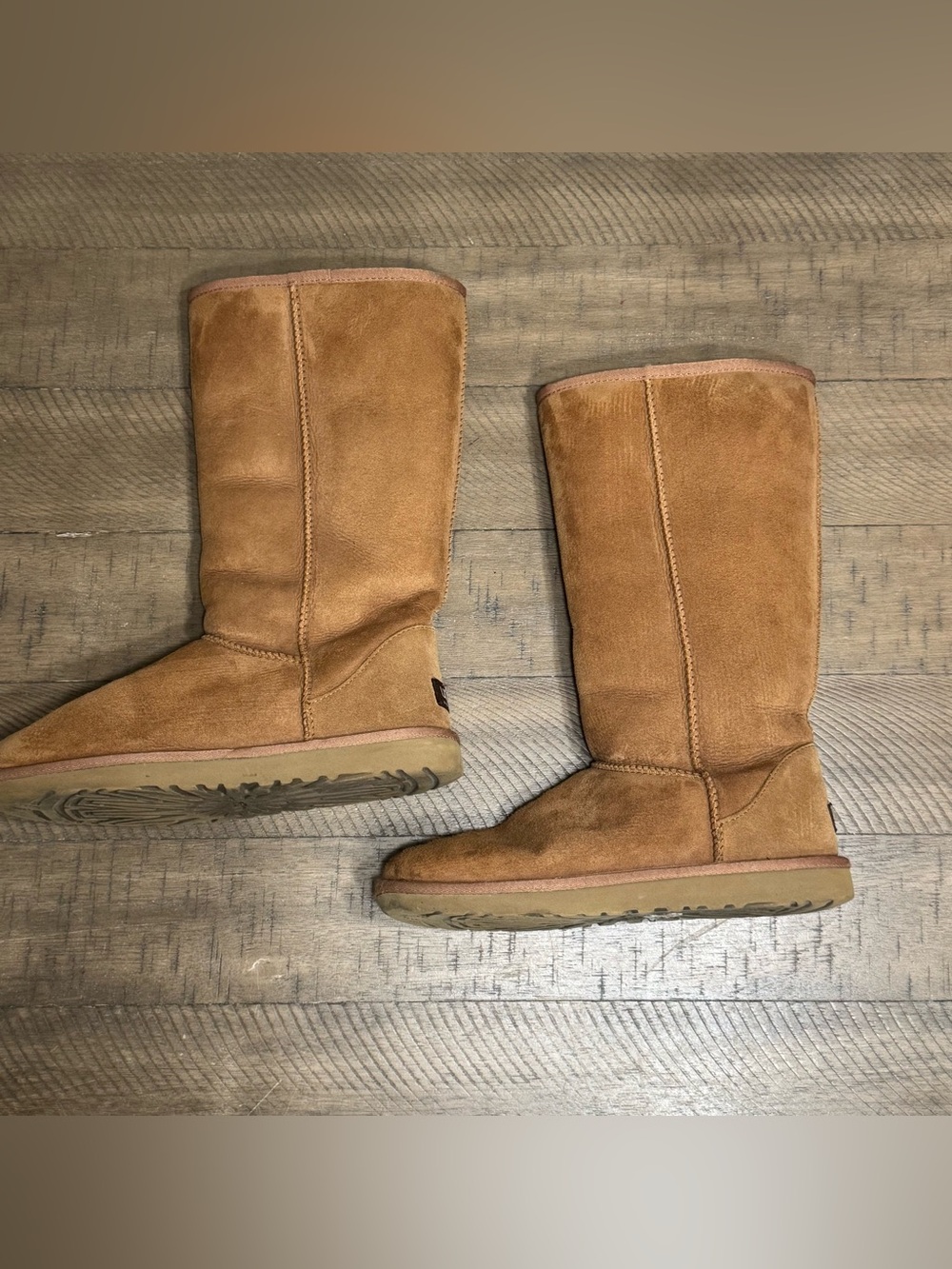 Ugg Australia Women's 5815 Classic Tall Boots Sheepskin 9 USA 40 EUR Chesnut - Picture 9 of 16